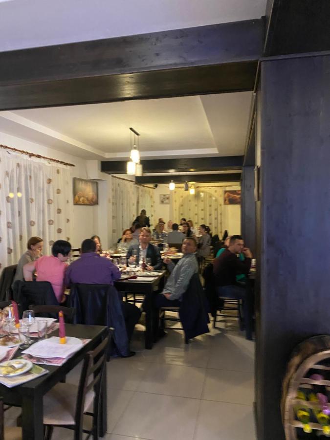 אוקנה סיביולוי Pensiune Restaurant Indus מראה חיצוני תמונה