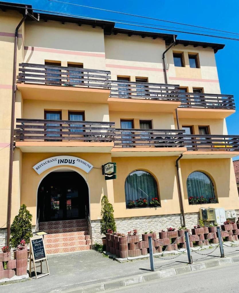 אוקנה סיביולוי Pensiune Restaurant Indus מראה חיצוני תמונה